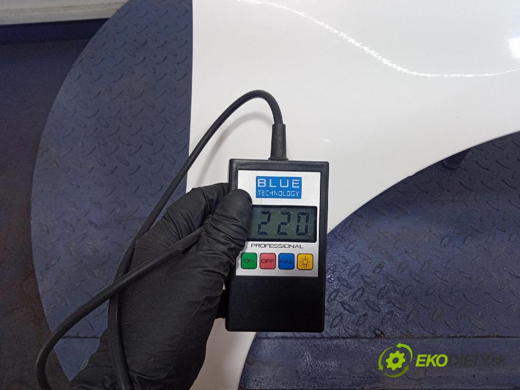 Toyota Yaris 2007 blatnik před v pravo: