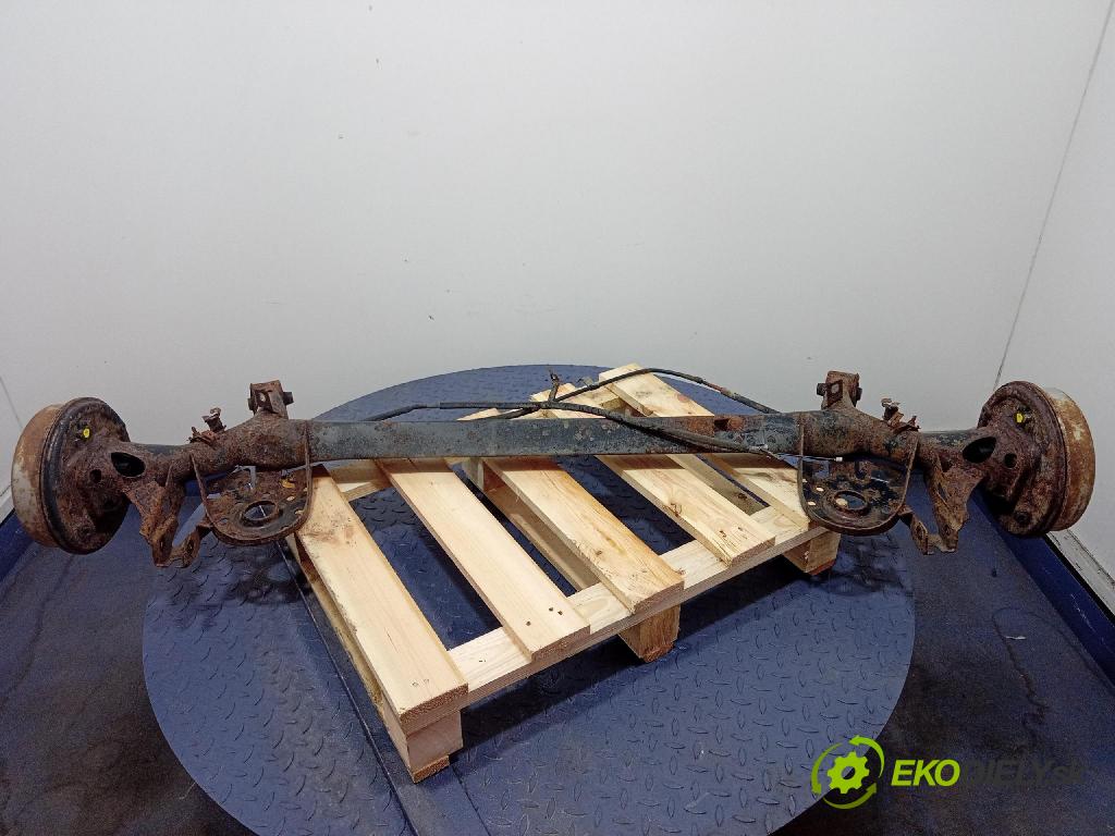 Toyota Yaris 2007 výztuha Pozastavenia: Zad: