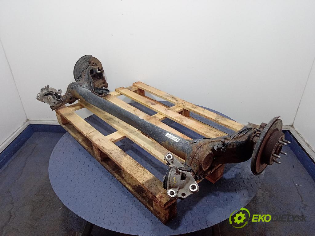 Opel Astra 2019 výztuha Pozastavenia: Zad: