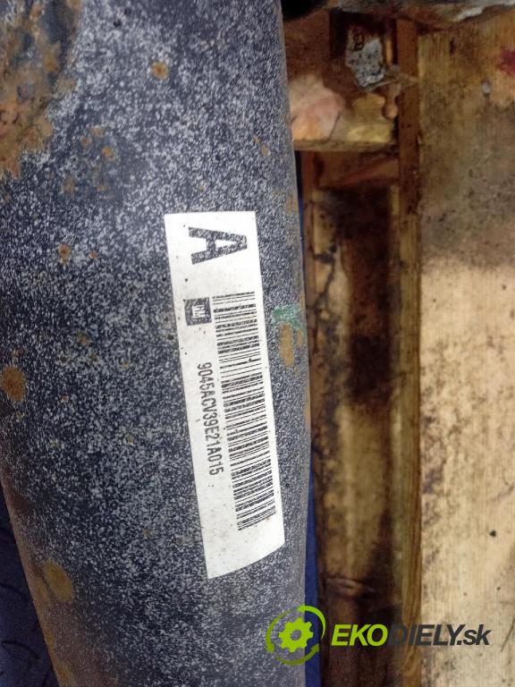 Opel Astra 2019 výztuha Pozastavenia: Zad: