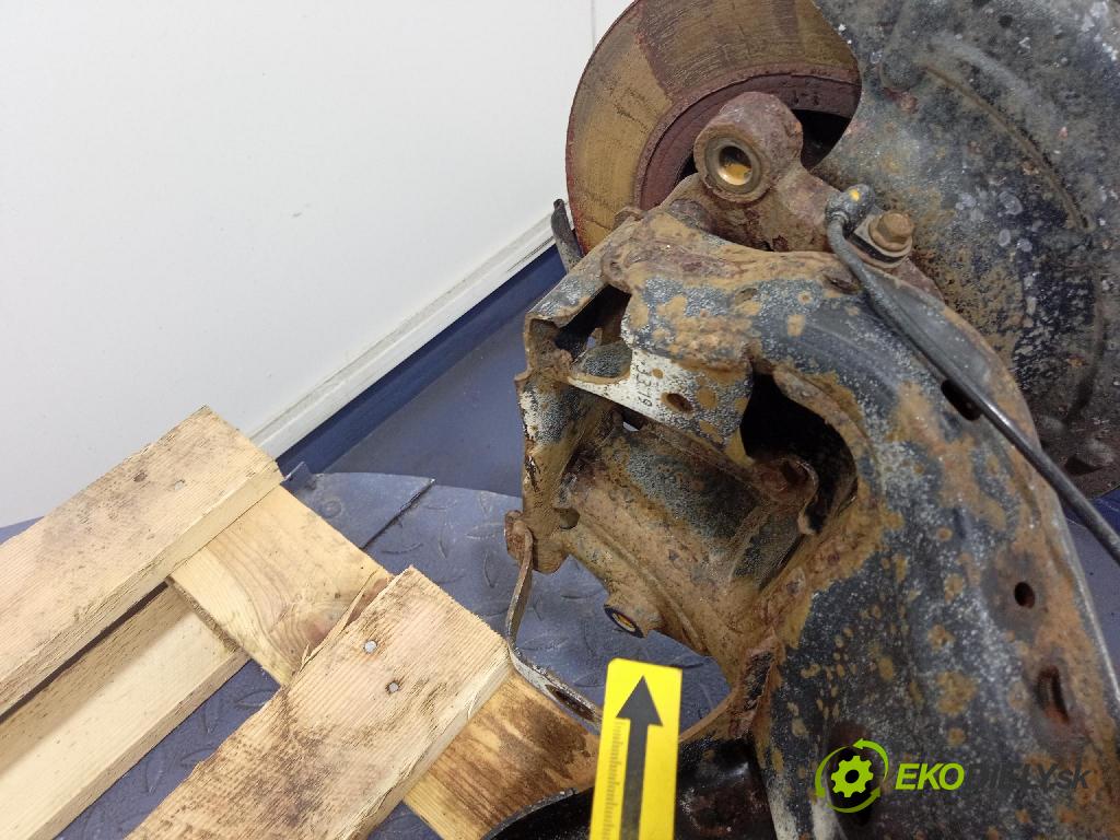 Opel Astra 2019 výztuha Pozastavenia: Zad: 