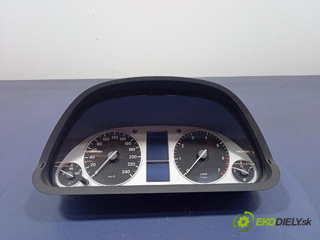 Mercedes B-Klasa 2007 prístrojovka/ budíky A1695403948