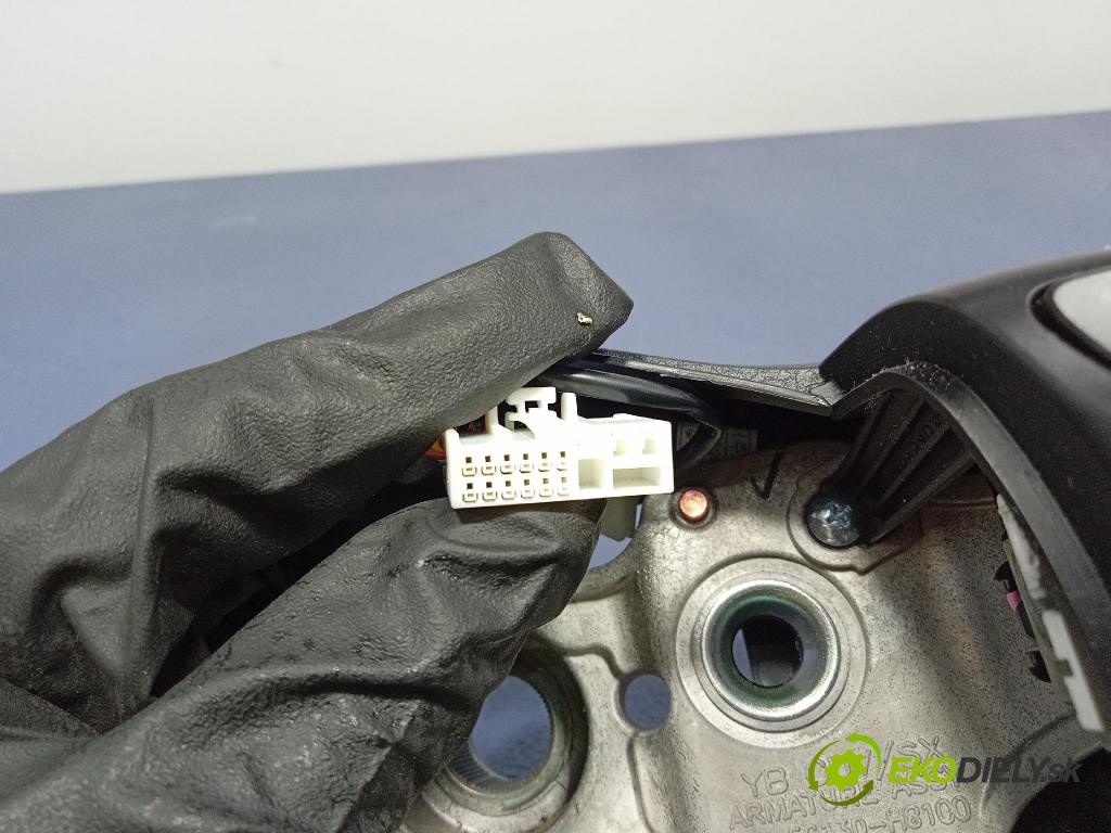 Kia Stonic 2024 volant 56130-H81C0