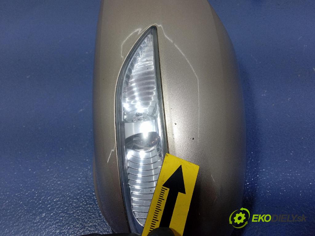 Mercedes B-Klasa 2007 zrkadlo Vľavo: