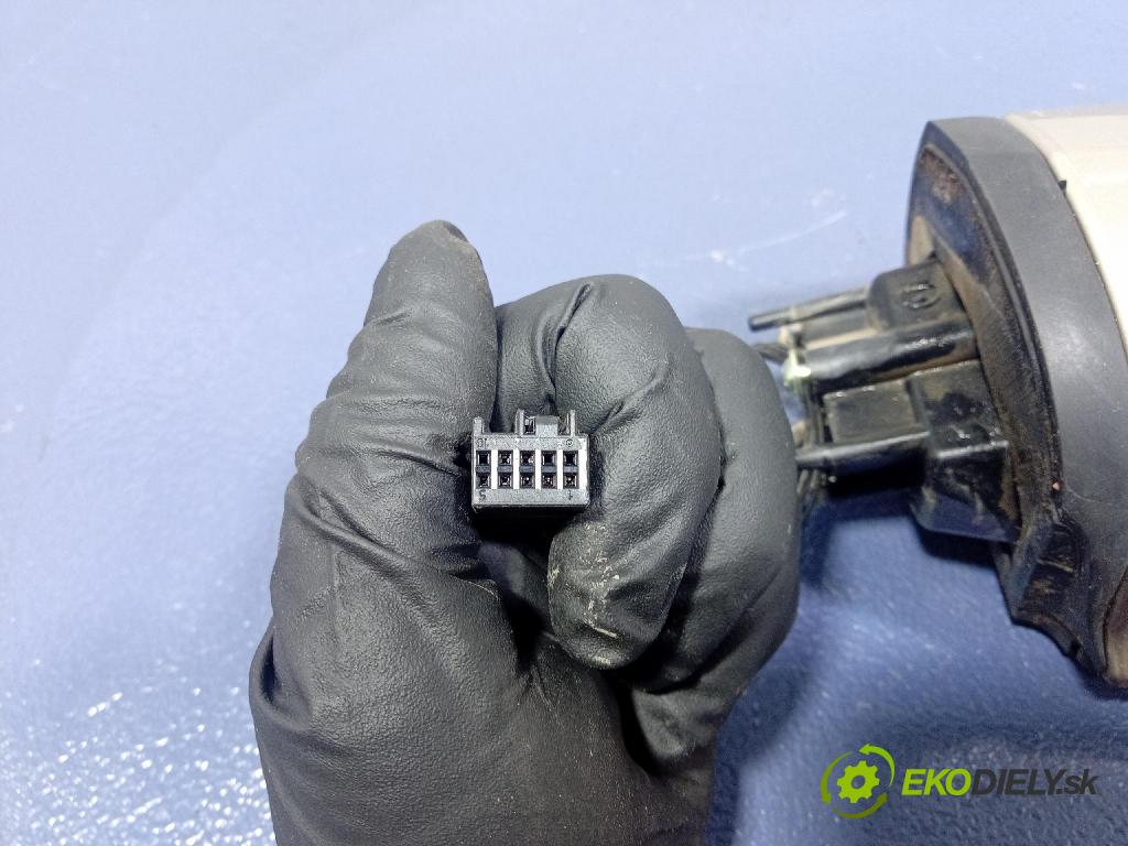 Mercedes B-Klasa 2007 zrkadlo Vľavo: 