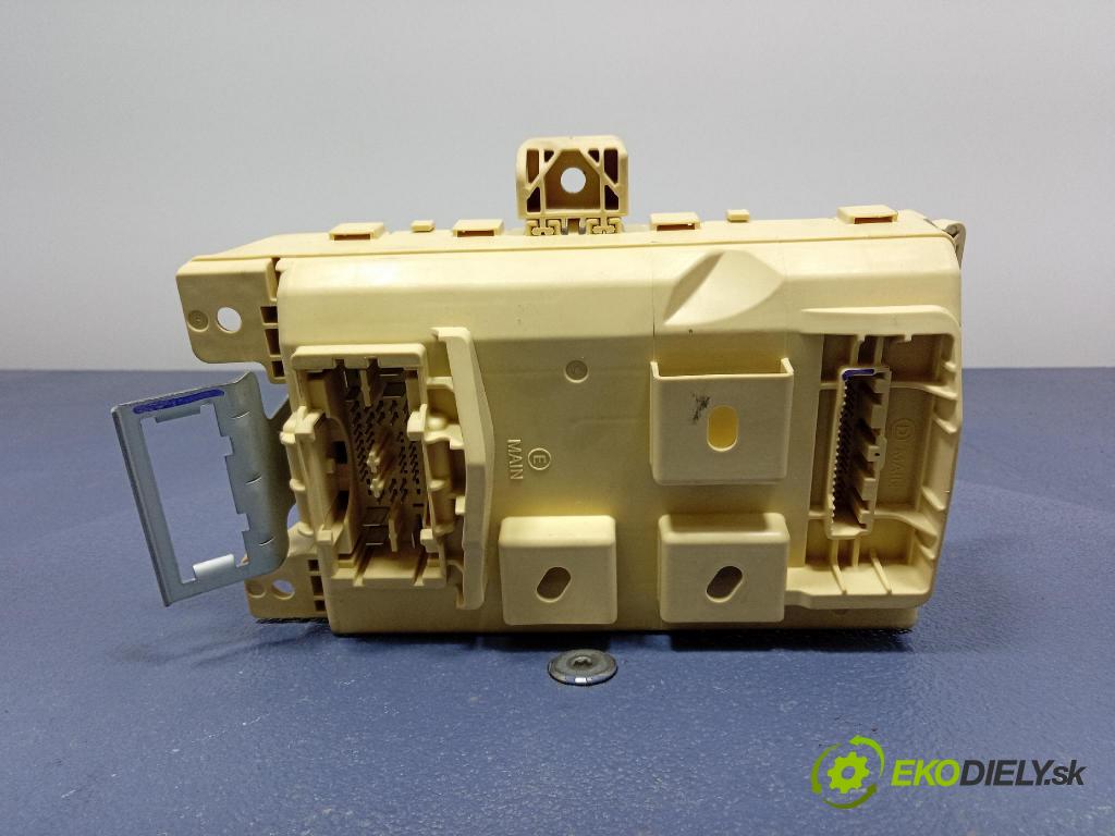 Kia Stonic 2024 skrinka Poistky: 91952-H8730