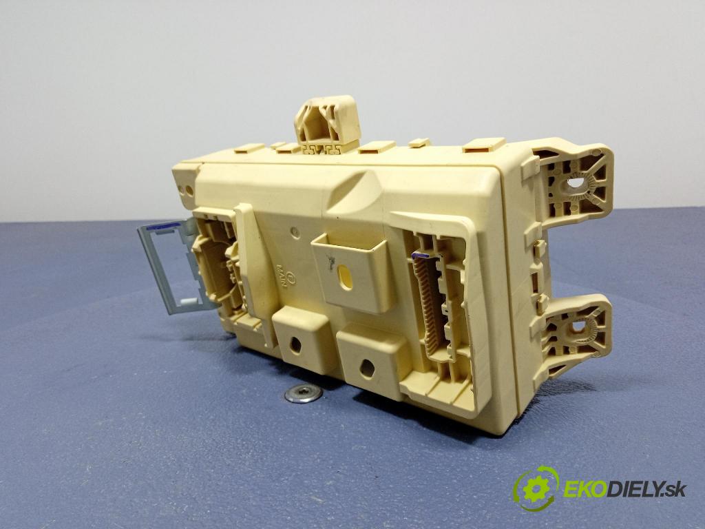 Kia Stonic 2024 skrinka Poistky: 91952-H8730