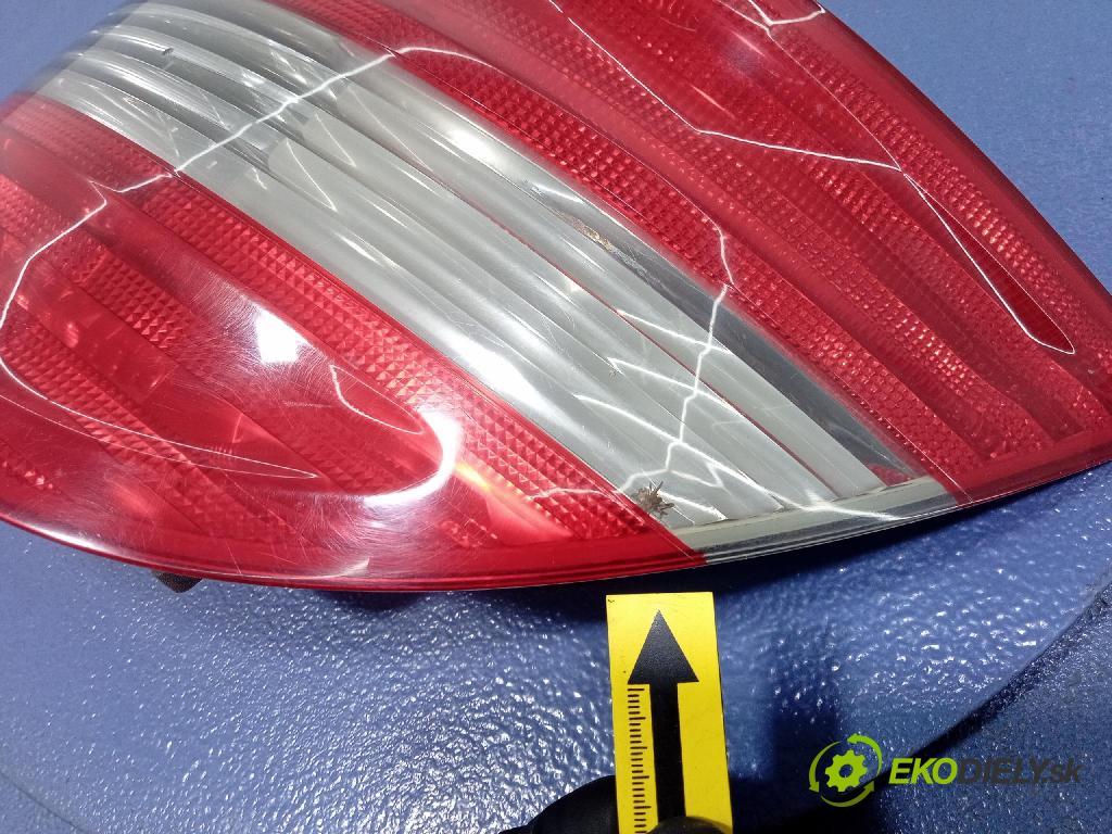 Mercedes B-Klasa 2007 svetlo / reflektor zad Prava: Vonkajsia: A1698202664