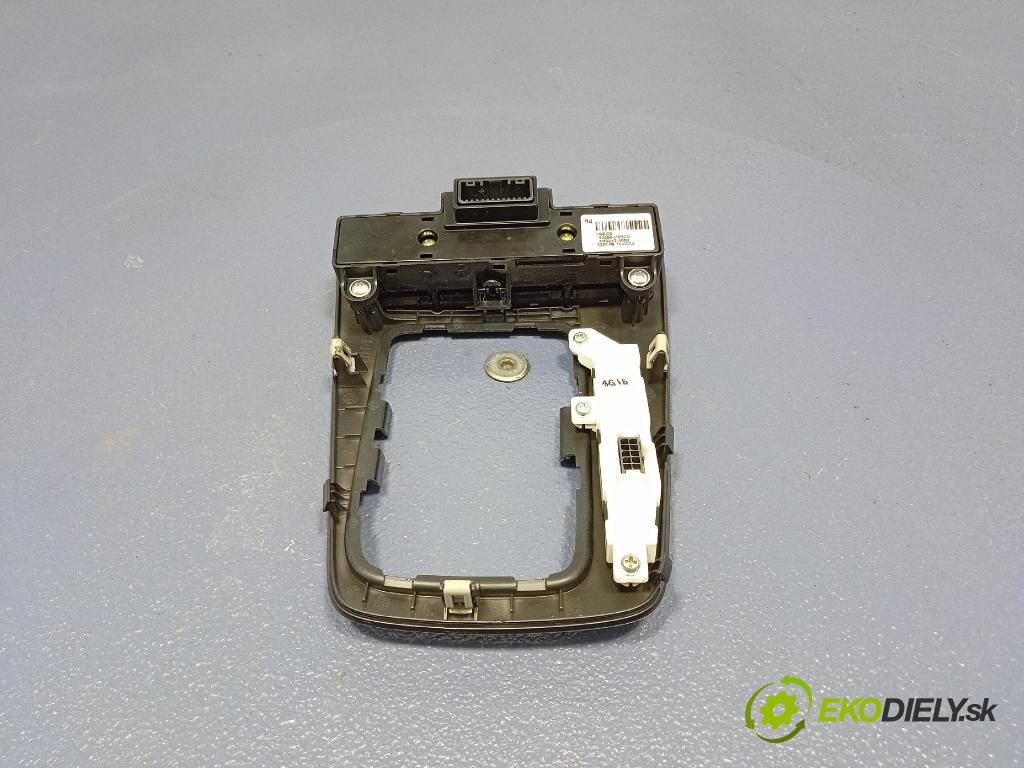 Kia Stonic 2024 lišta Dekoratívne: Vnútri: 84655-H8300