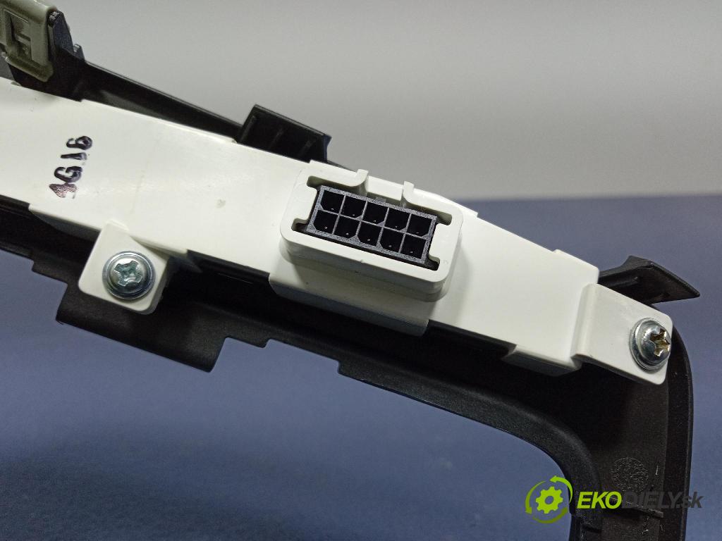 Kia Stonic 2024 lišta Dekoratívní: Uvnitř 84655-H8300