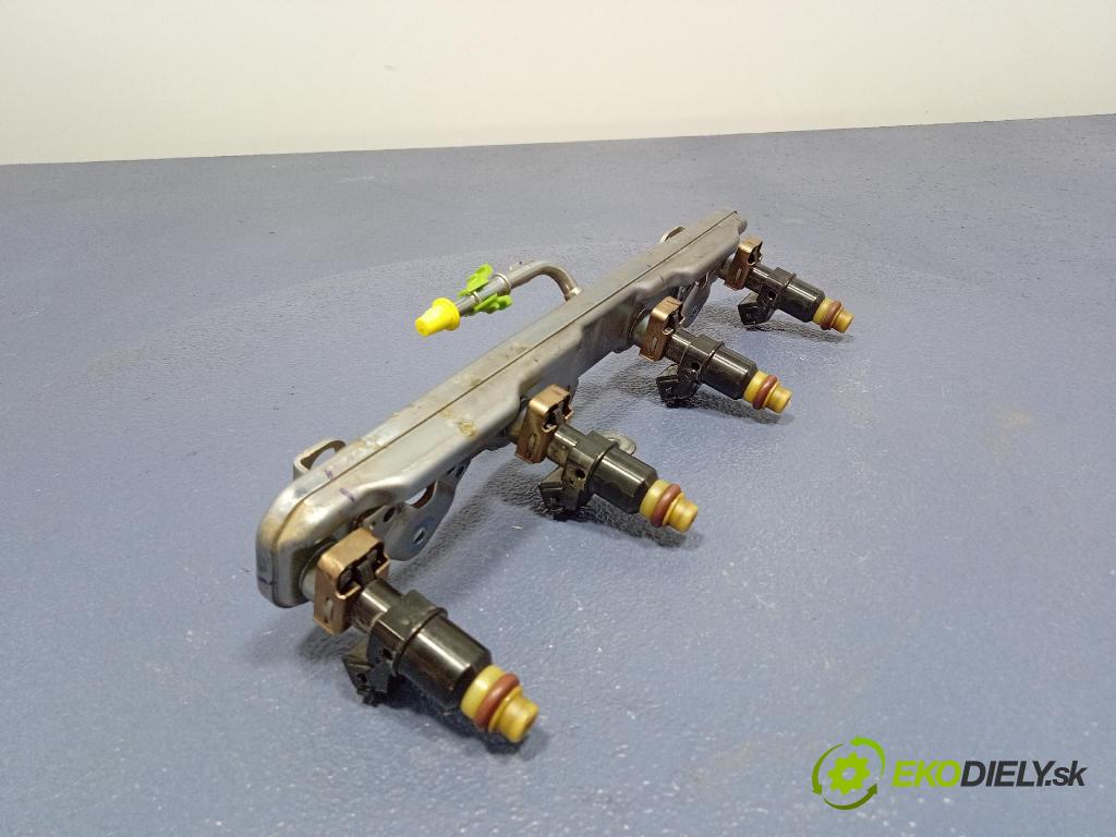 Honda Cr-v 2016 lišta Zásobování