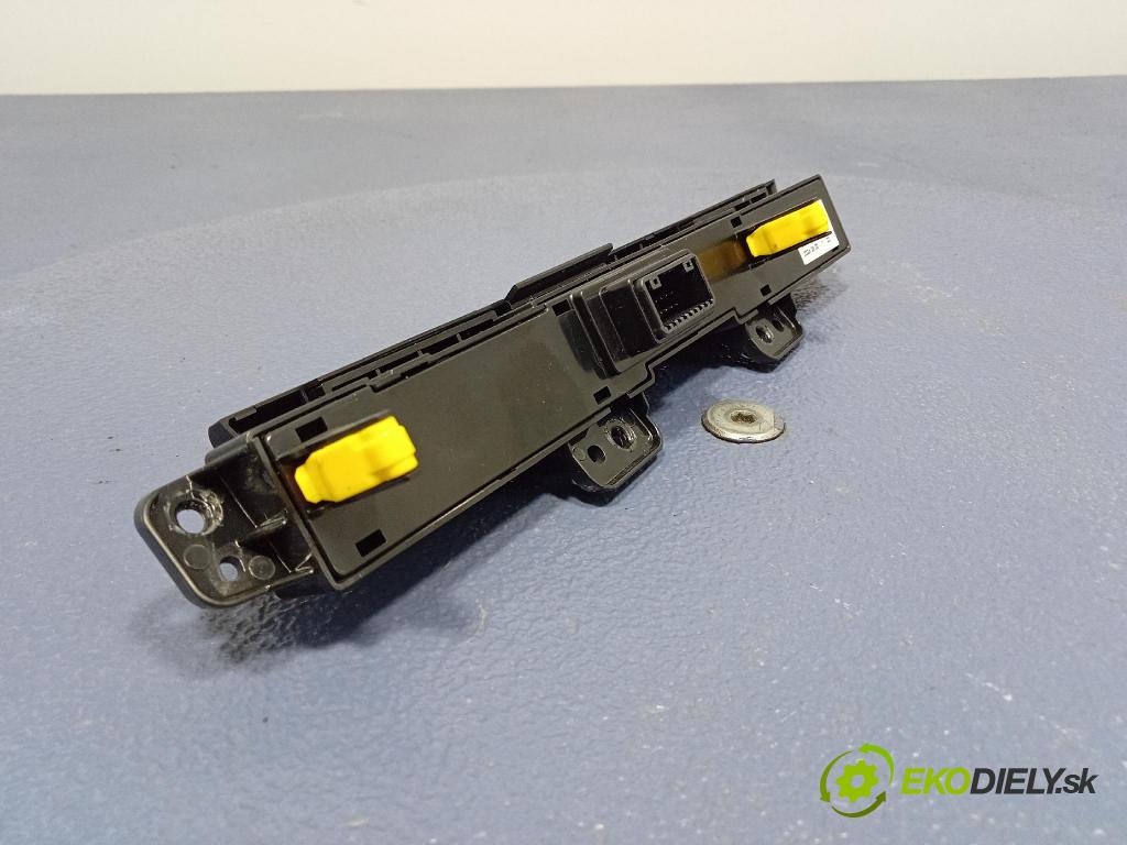 Kia Stonic 2024 prepínač svetiel 4D6361-1000