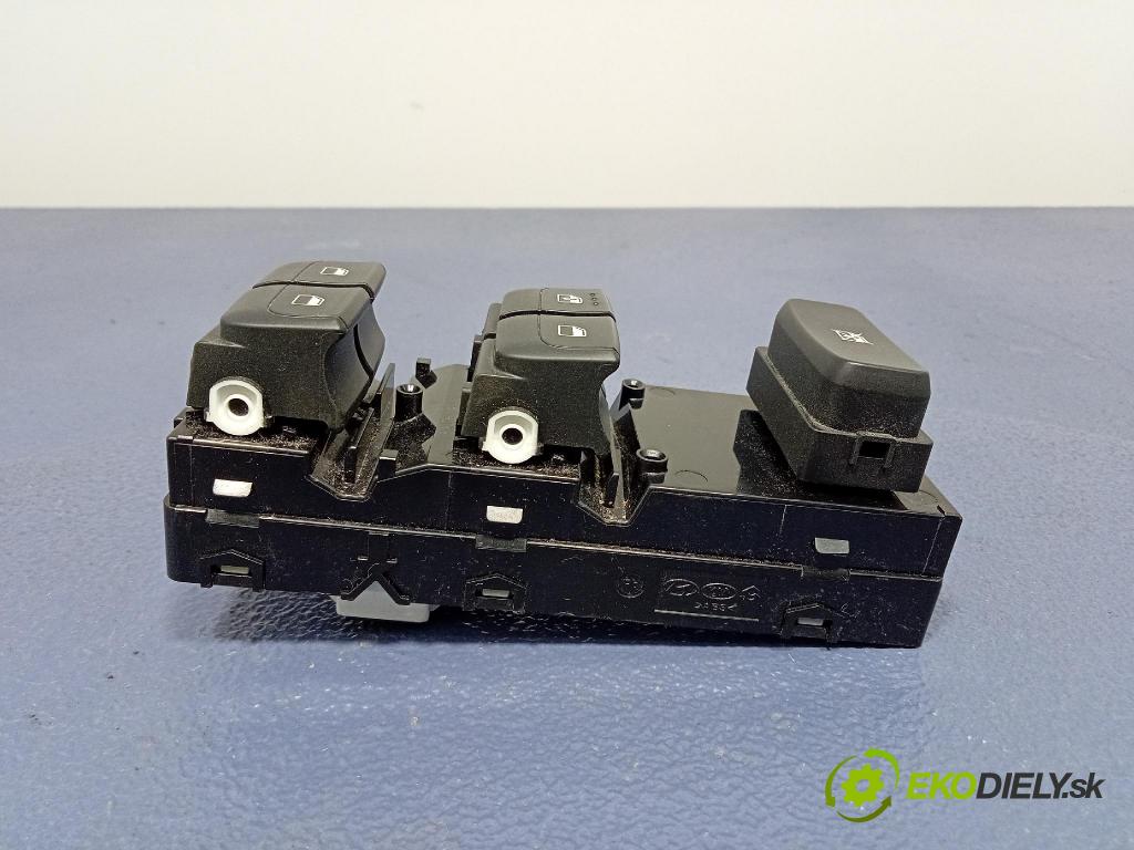 Kia Stonic 2024 prepínač Okná: 93570-H8010