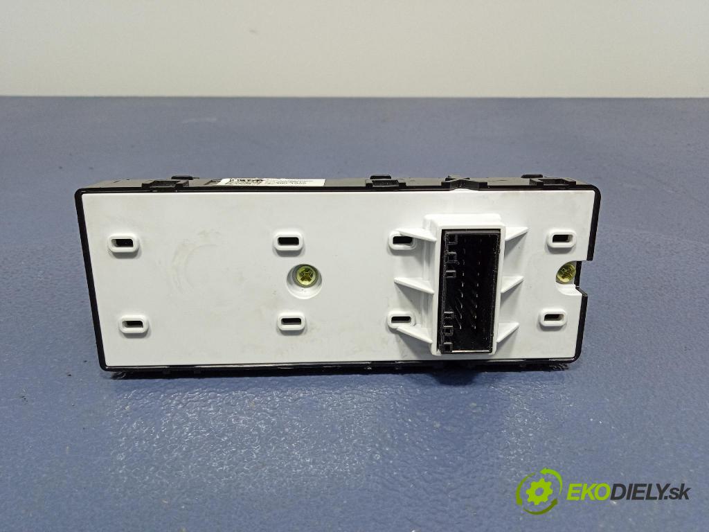 Kia Stonic 2024 prepínač Okná: 93570-H8010