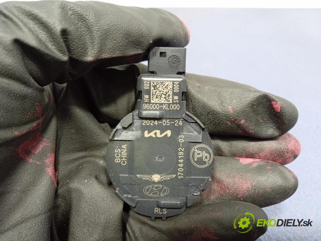 Kia Stonic 2024 snímač Dážď: / Twilight: 96000-KL000