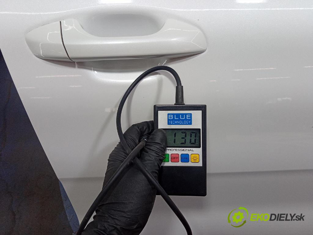 Kia Stonic 2024 dvere Predné pravé