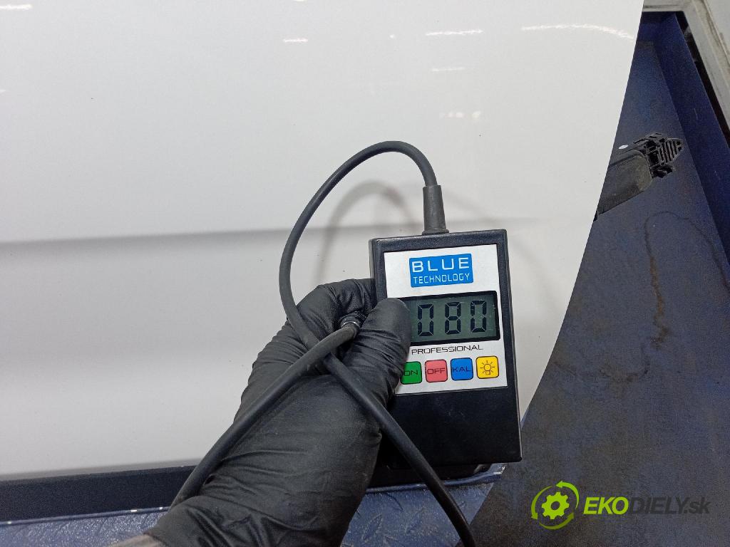 Kia Stonic 2024 dvere Predné pravé