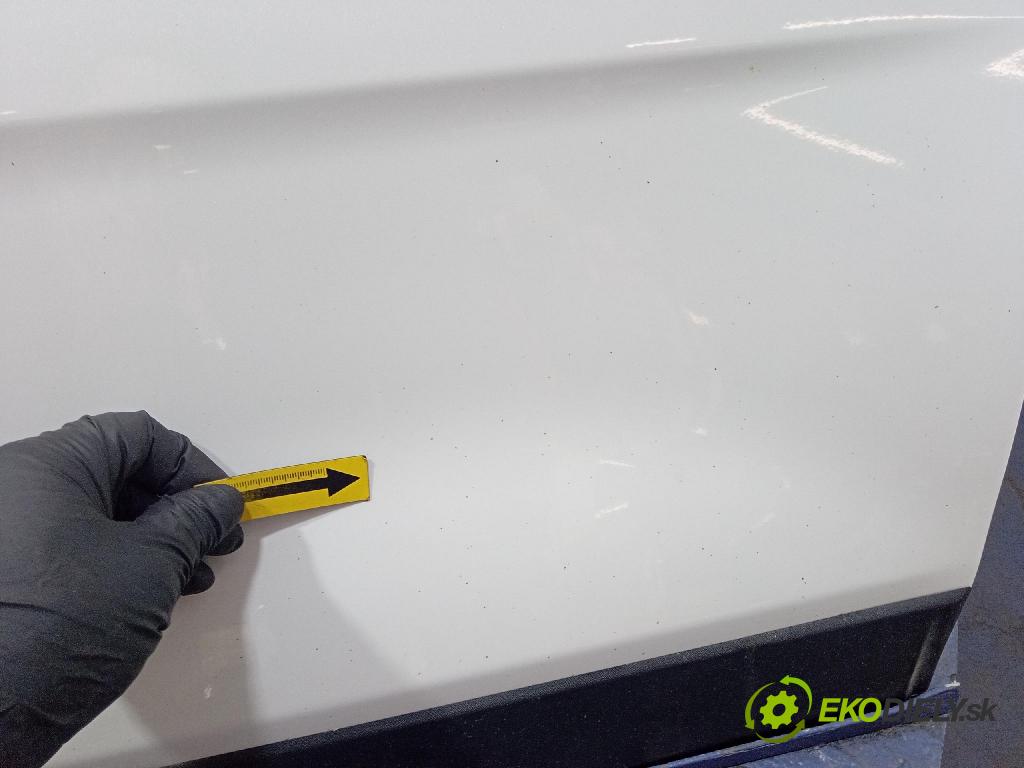 Kia Stonic 2024 dvere Predné pravé