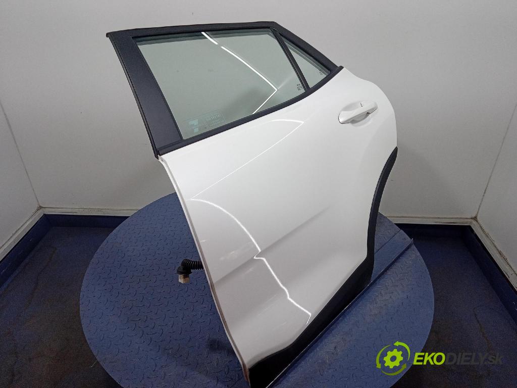 Kia Stonic 2024 dvere zad Vľavo: