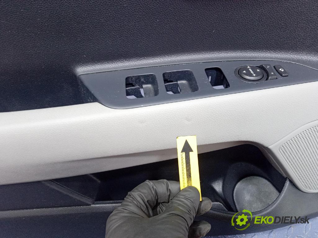 Kia Stonic 2024 Čalounictví: dvere Predné ľavá 82370H8010