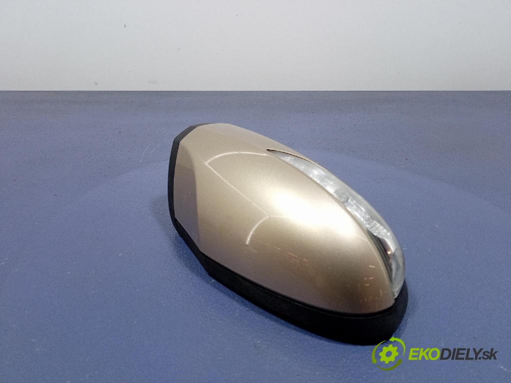 Mercedes B-Klasa 2007 zrkadlo pravé