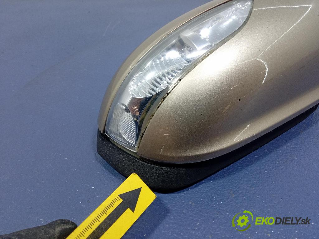 Mercedes B-Klasa 2007 zrkadlo pravé 