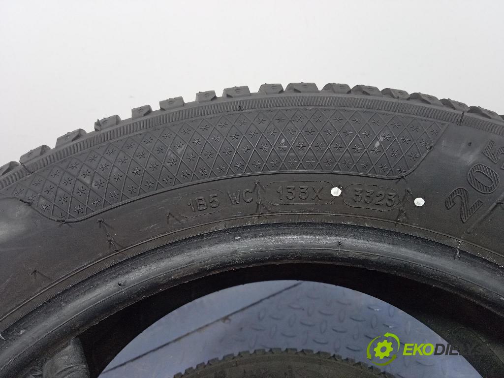 Opel Vectra 2002 pneumatika ZIMA: 3528708181984