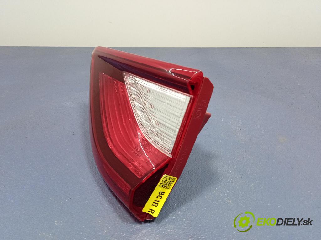 Kia Stonic 2024 svetlo / reflektor zad Prava: Vnútri: 92404-H8