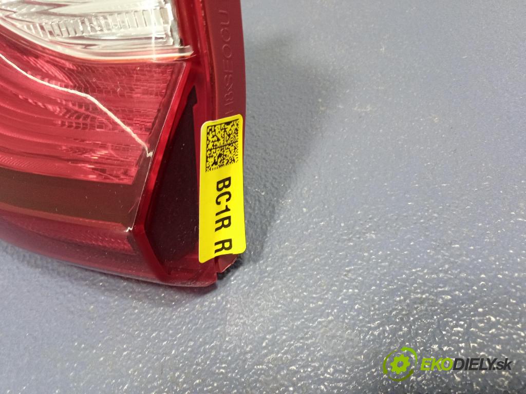 Kia Stonic 2024 svetlo / reflektor zad Prava: Vnútri: 92404-H8