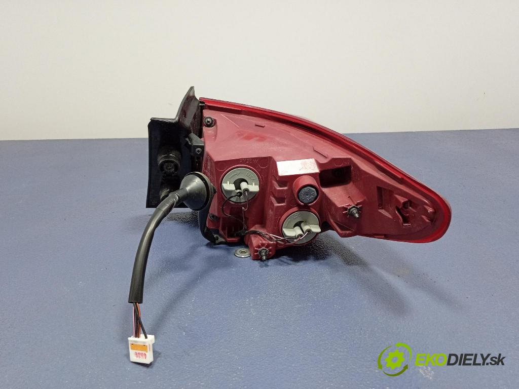 Kia Stonic 2024 svetlo / reflektor zad ľavá Vonkajsia: 92401-H8