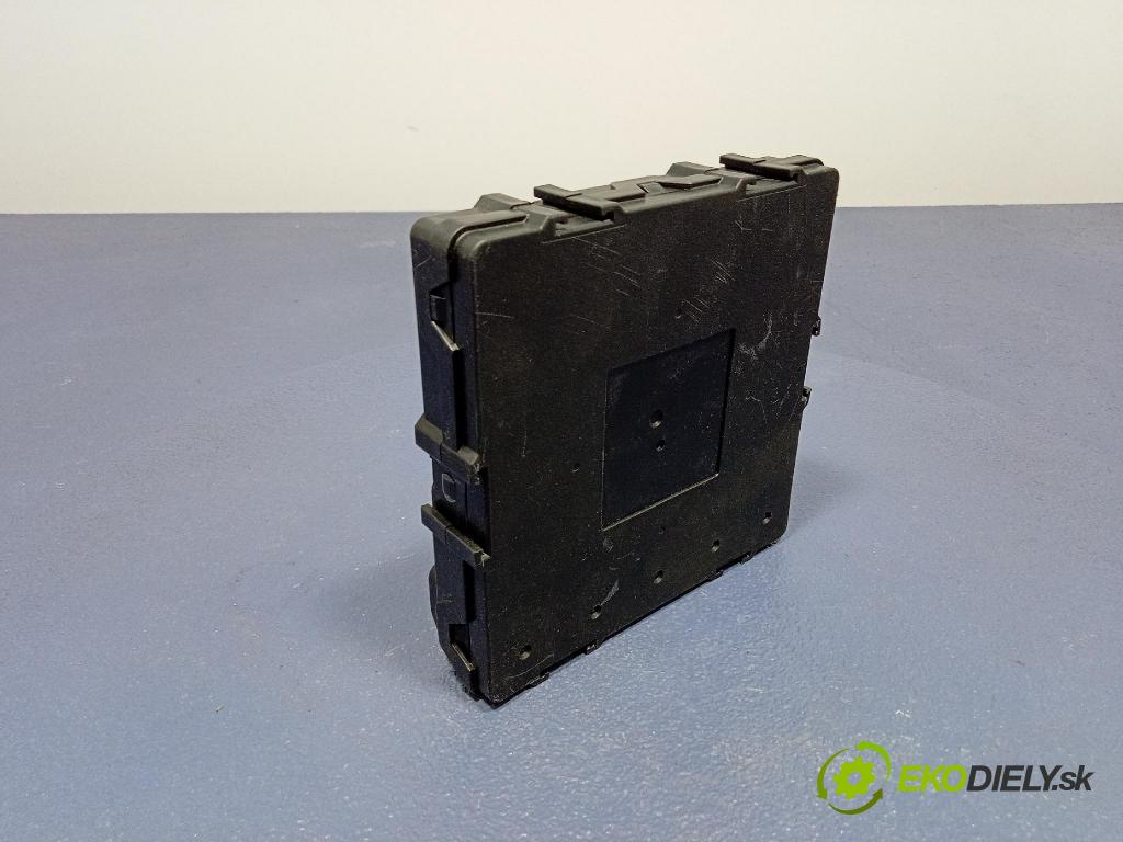 Kia Stonic 2024 řídící jednotka Komfortu 954C0-H8000