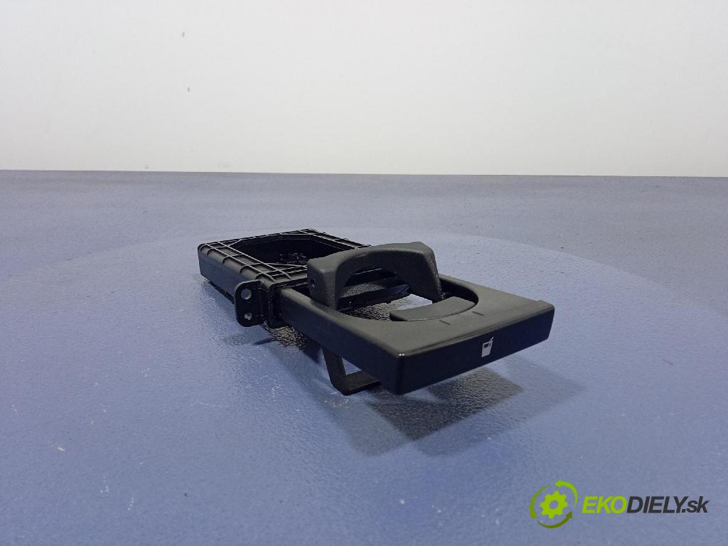 Toyota Avensis 2004 kastlík MT3509