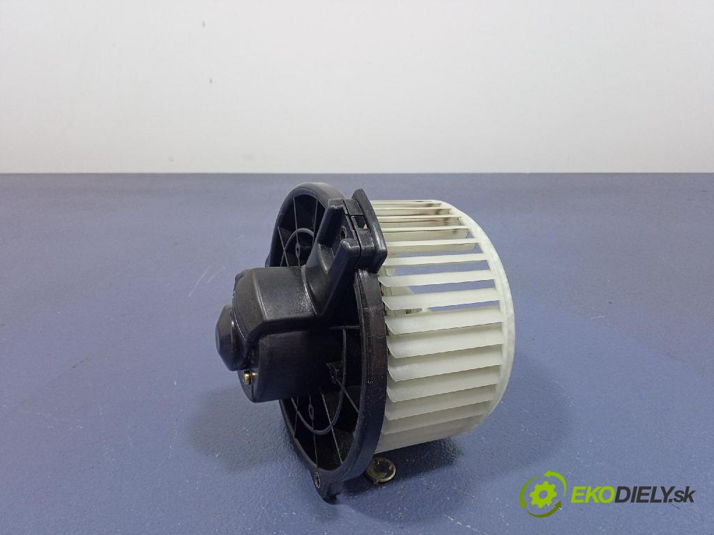 Toyota Avensis 2004 ventilátor Vzduch: