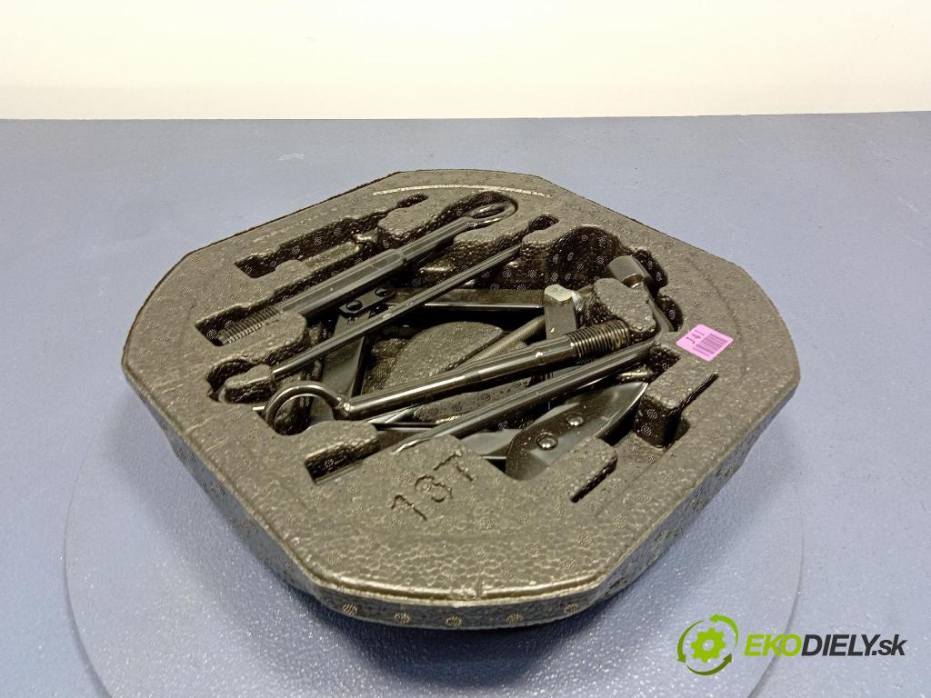 Kia Stonic 2024 Kôš kola: Rezervný: