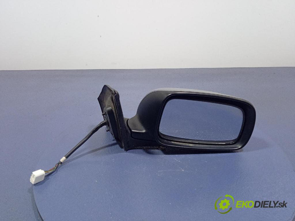 Toyota Avensis 2004 zpětné zrcátko prave
