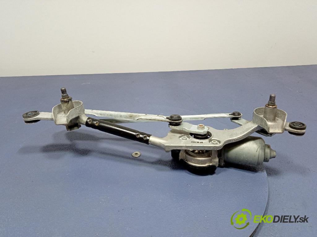 Kia Stonic 2024 mechanizmus motor: Stierače: Predné 98110-C1950