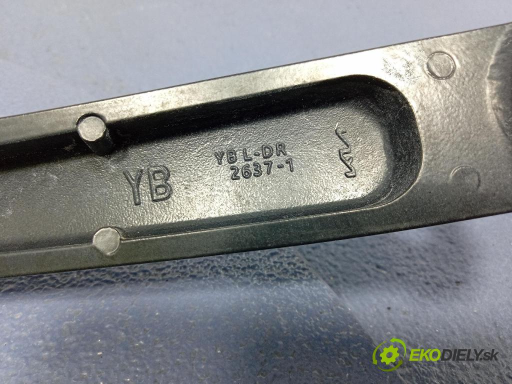 Kia Stonic 2024 Rameno: Stierače: Predné