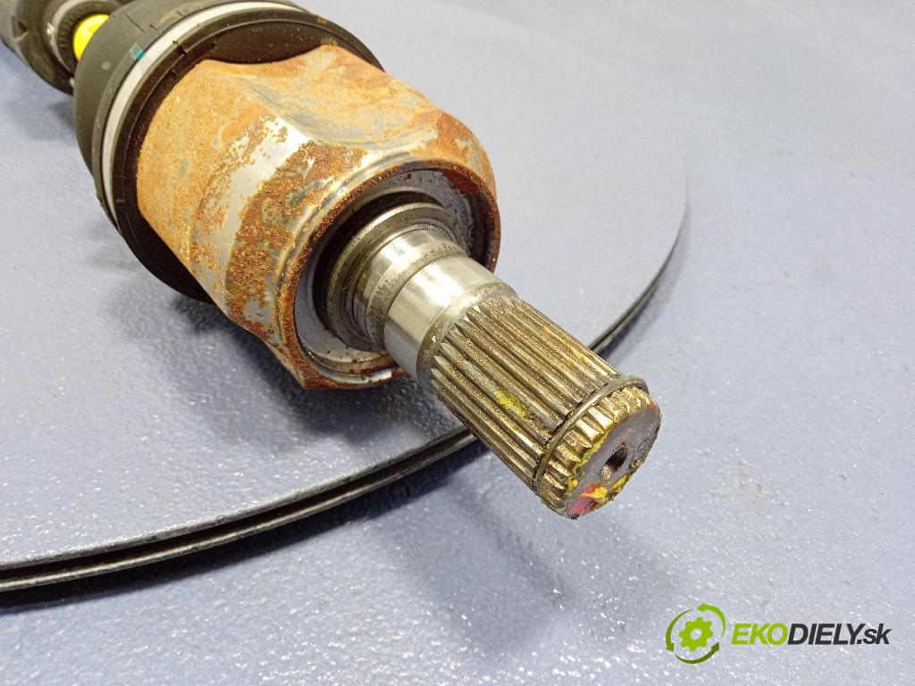 Kia Stonic 2024 poloos ľavá Predné 49500-H8270