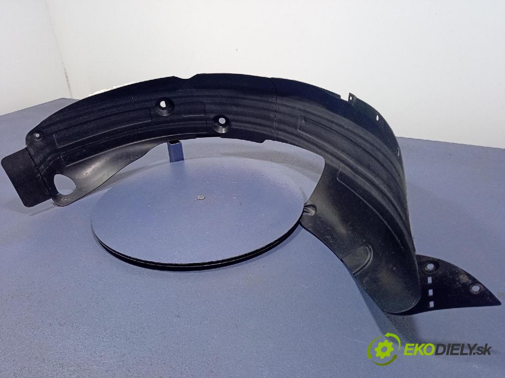 Kia Stonic 2024 Blatník: plastický: zad 86823H8400