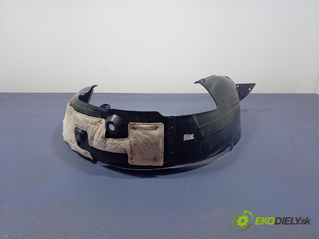 Kia Stonic 2024 Blatník: plastický: zad 86823H8400