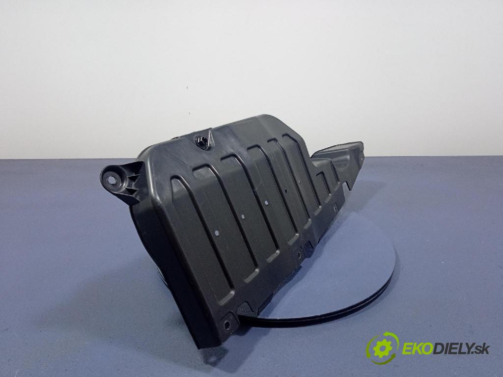 Kia Stonic 2024 kryt Plast: podvozek: 86692H8400