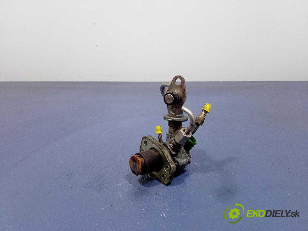 Toyota Avensis 2004 čerpadlo Injekce: 23100-28032