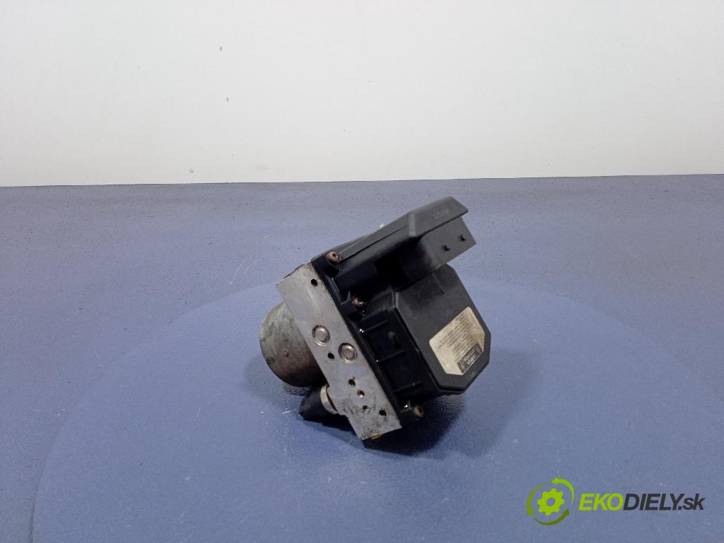 Toyota Avensis 2004 čerpadlo ABS x 44540-05033