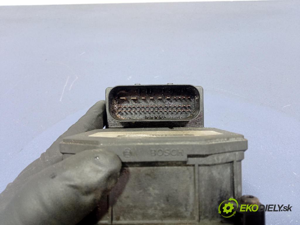 Toyota Avensis 2004 čerpadlo ABS x 44540-05033