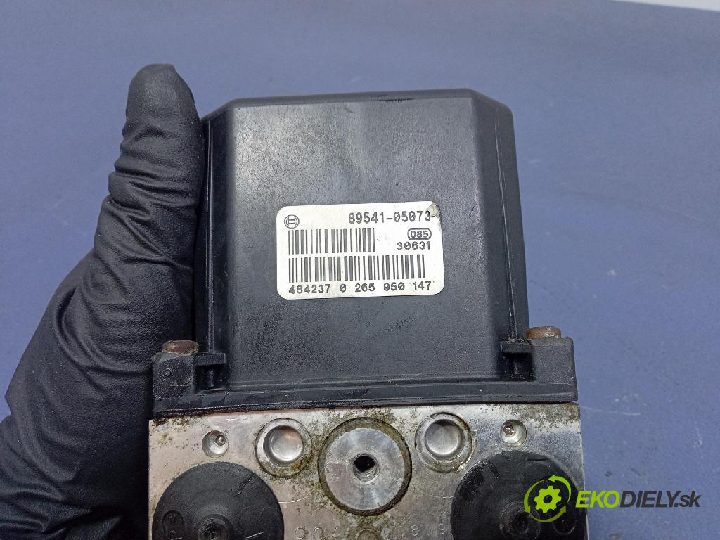 Toyota Avensis 2004 čerpadlo ABS x 44540-05033