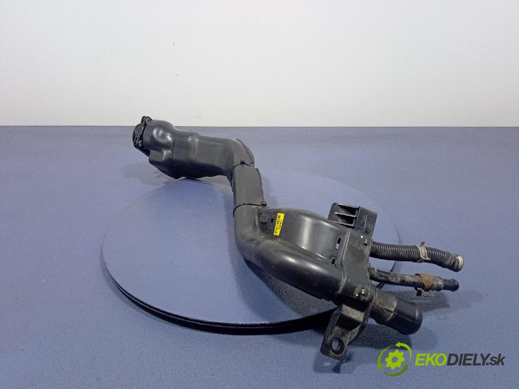 Kia Stonic 2024 Nalievacie hrdlo: paliva