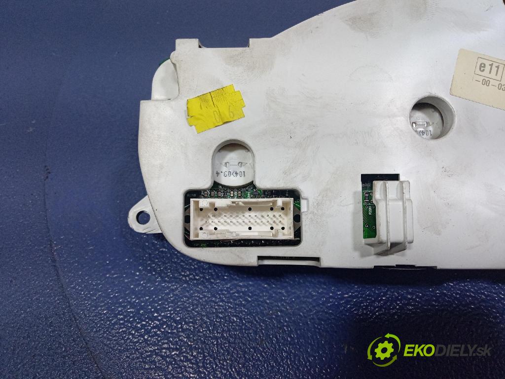 Jaguar X-type 2004 Přístrojová deska 4X4F-10849-GC