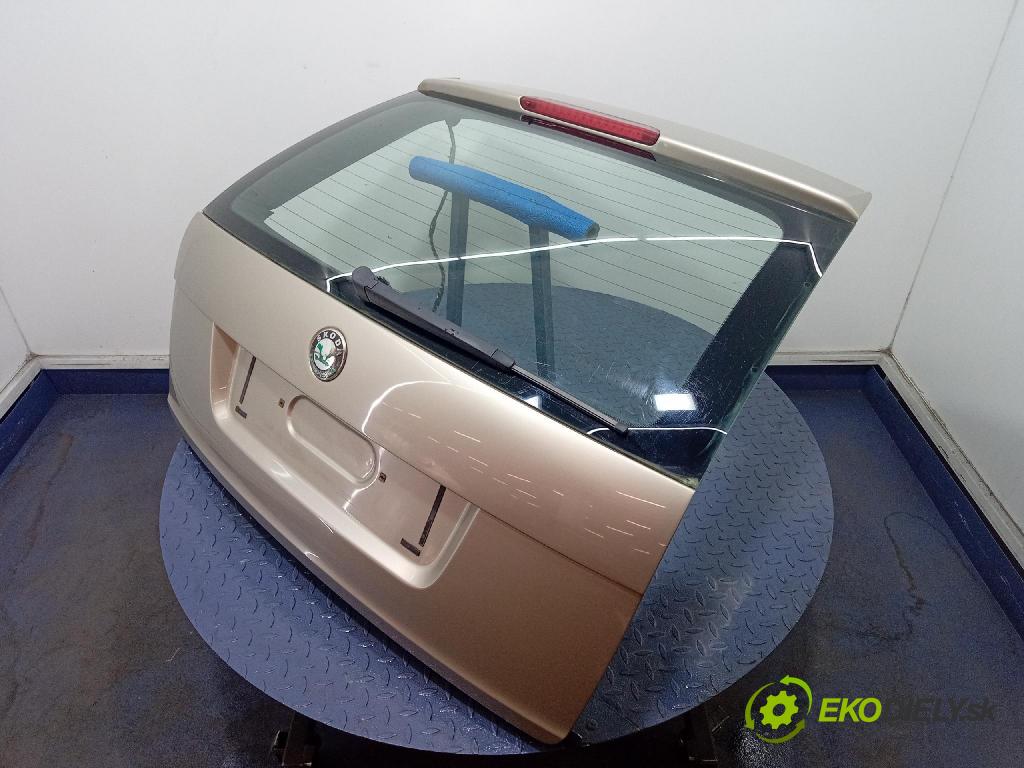 Skoda Octavia 2005 zadna dveře kufra: kufra: