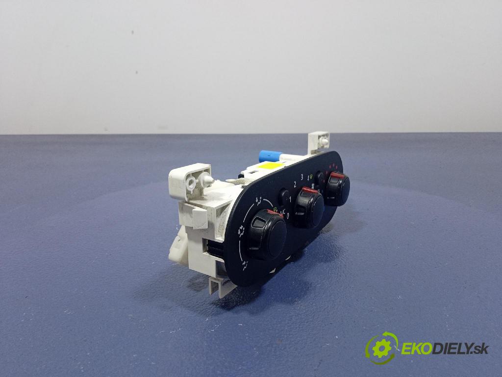 Opel Vivaro 2015 riadiaca jednotka 1093049