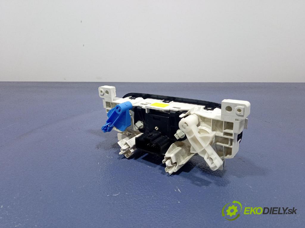 Opel Vivaro 2015 riadiaca jednotka 1093049